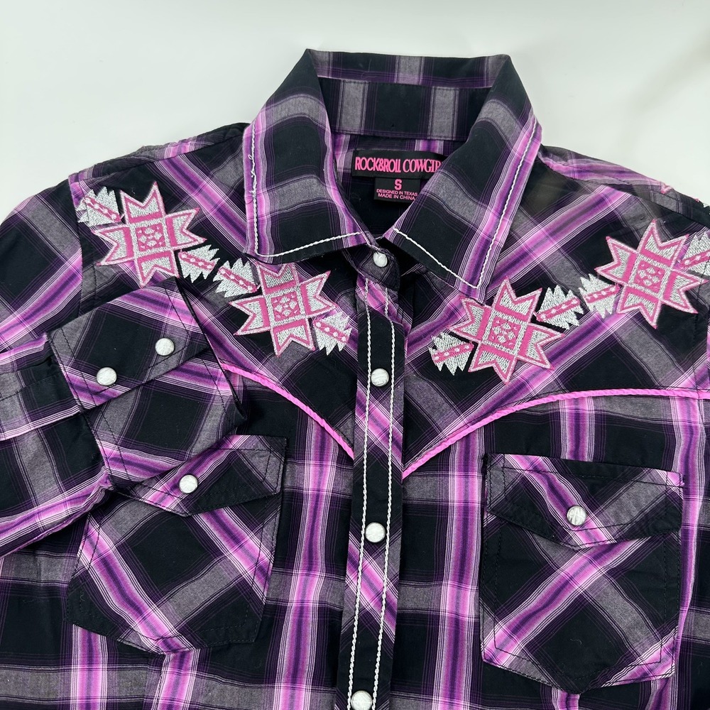 ROCK & ROLL COWGIRL Shirt Womens S Black Pink Plaid Embroidered Western NWOT